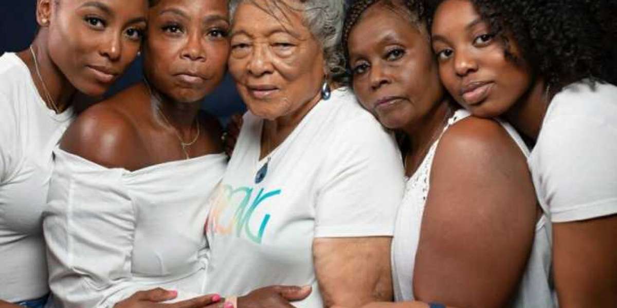 This 5-generation family photo is going viral for obvious reasons