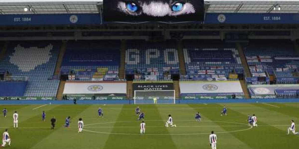 Racist abusers to be banned from all Premier League grounds
